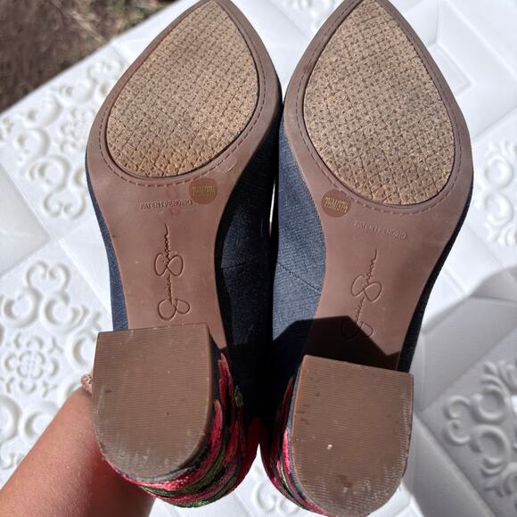Jessica Simpson Boho Preppy Denim Floral Embroidered Chunky Heel Pumps size 7.5 - Picture 6 of 7